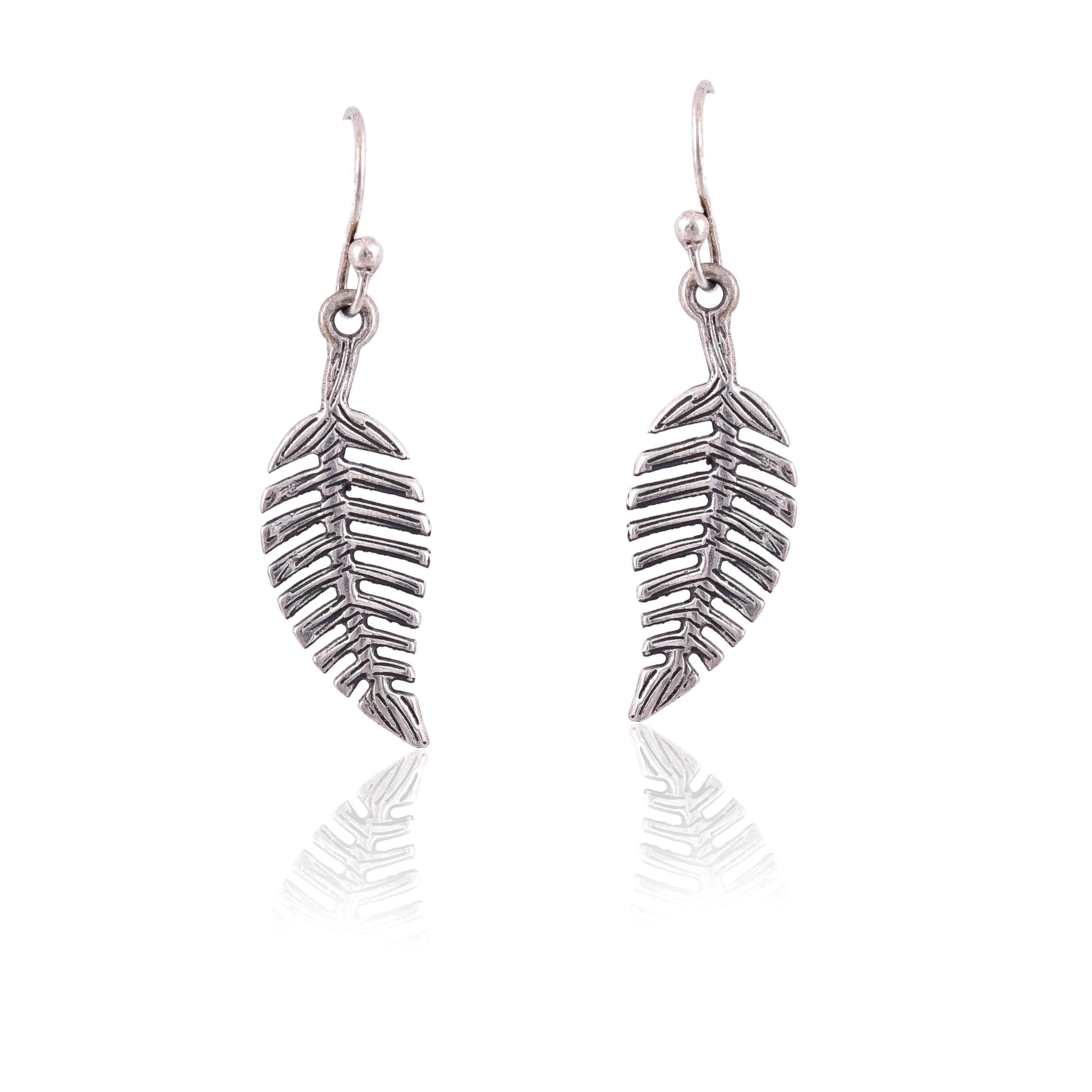 Sterling silver fish hook leaf earring :SKU5717